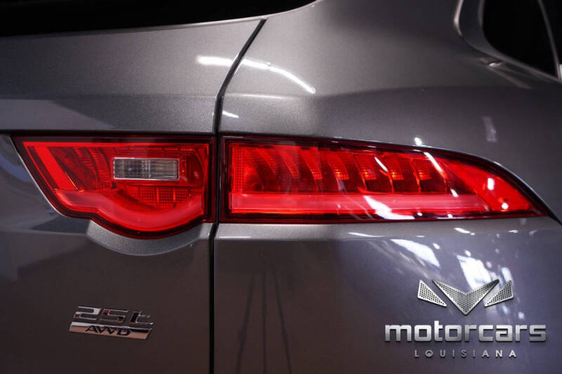 2018 Jaguar F-PACE 25t Premium