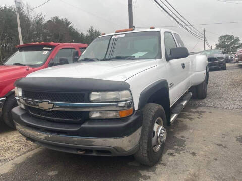 2002 Chevrolet Silverado 3500 for sale at Rocket Center Auto Sales in Mount Carmel TN