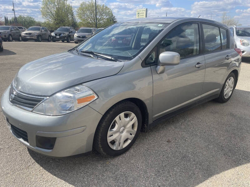2011 Nissan Versa 1.8 S