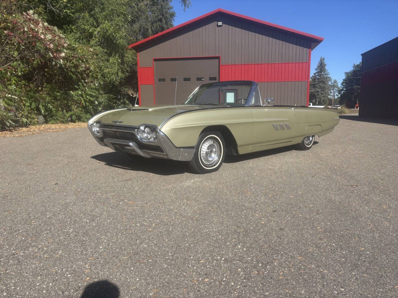 1963 Ford Thunderbird 1