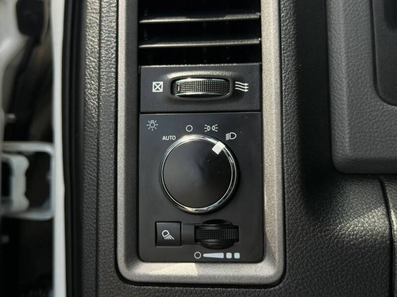2020 RAM 1500 Classic Tradesman