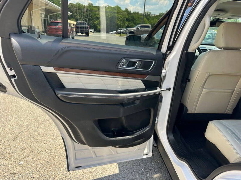2018 Ford Explorer Platinum