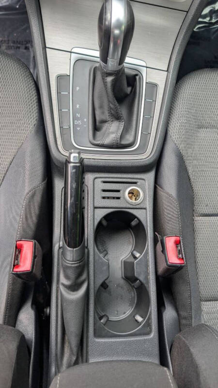 2016 Volkswagen Golf