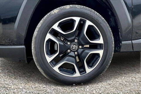 2019 Toyota RAV4 Adventure