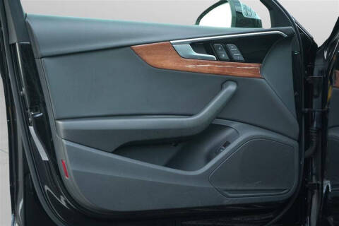 2022 Audi A4 quattro Premium 40 TFSI