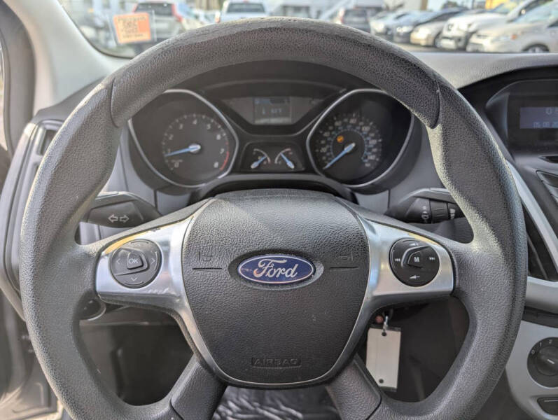 2012 Ford Focus SE