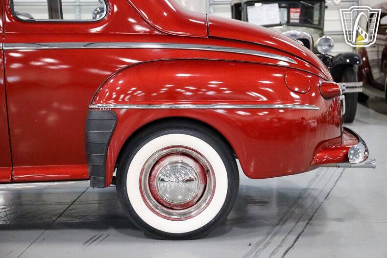 1947 Ford Deluxe