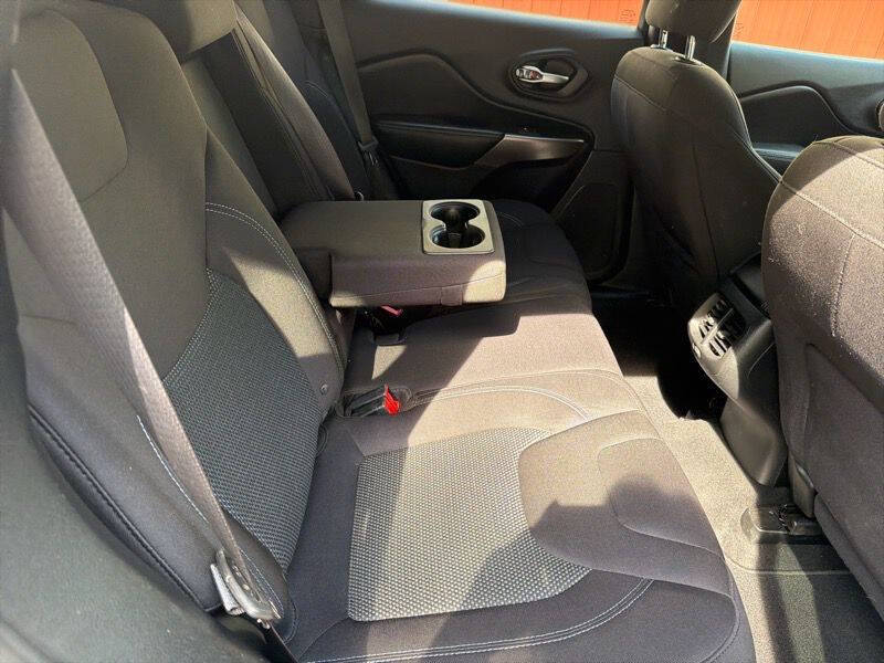 2019 Jeep Cherokee Latitude