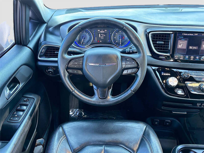 2018 Chrysler Pacifica Touring L