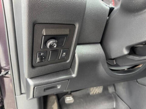 2013 Nissan Rogue SV w/SL Package