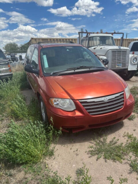 2006 Chrysler Town and Country for sale at Choice American Auto Sales in Cheyenne, WY