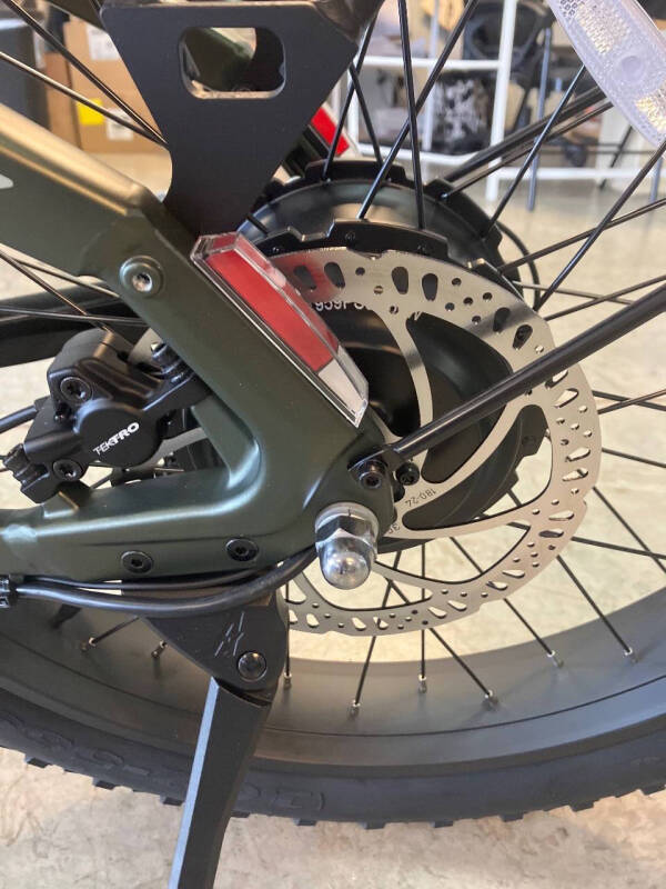 2024 Aventon AE4K2358