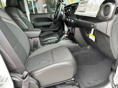 2023 Jeep Gladiator Freedom