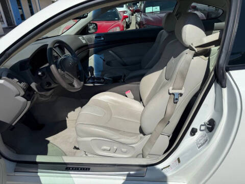 2012 Infiniti G37 Coupe x