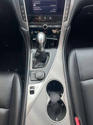2017 Infiniti Q50 2.0T
