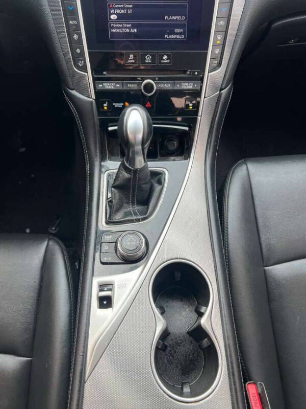 2017 Infiniti Q50 2.0T