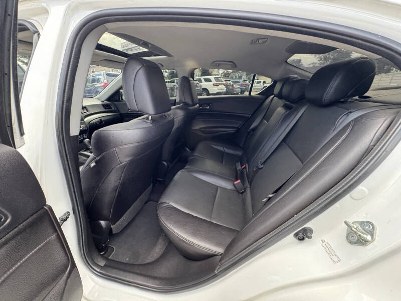 2018 Acura ILX w/Premium