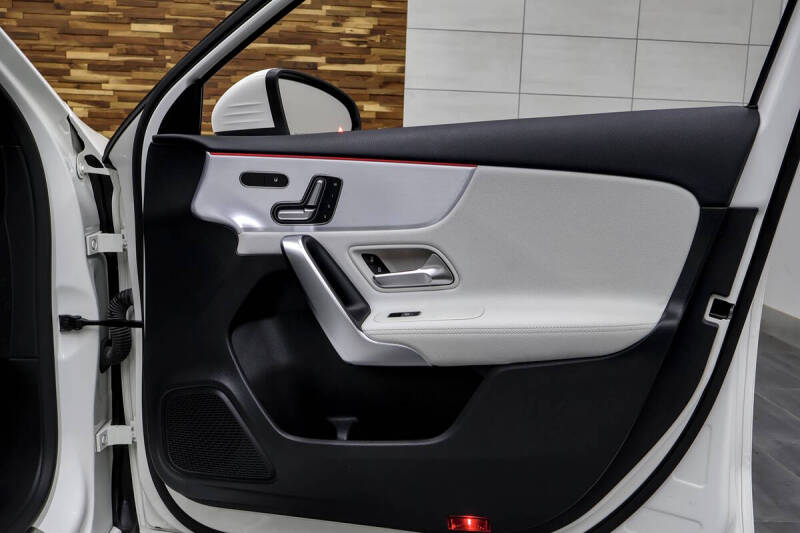 2021 Mercedes-Benz A-Class A 220