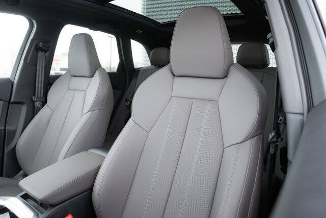 2025 Audi Q5 quattro Premium Plus TFSI