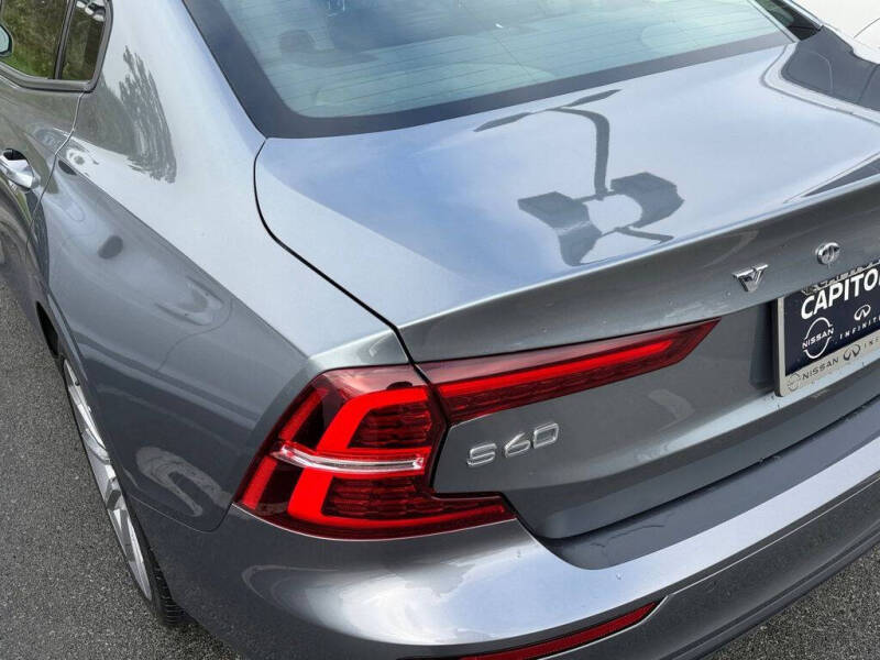 2020 Volvo S60 T5 Momentum