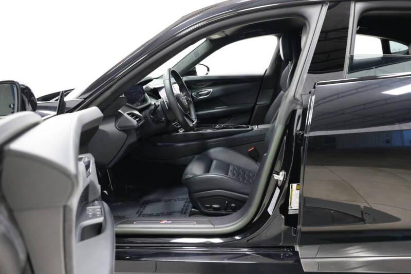 2022 Audi RS e-tron GT quattro