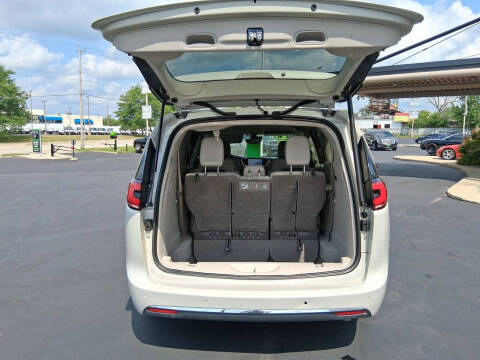 2021 Chrysler Pacifica Touring L