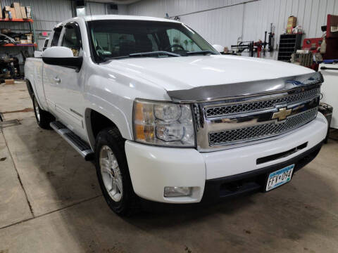 2009 Chevrolet Silverado 1500 for sale at Southwest Sales and Service in Redwood Falls MN