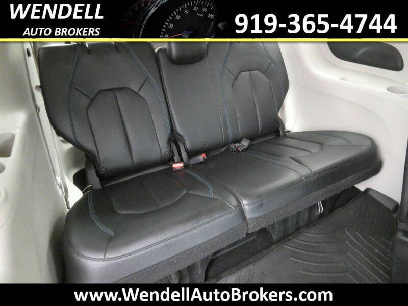 2021 Chrysler Pacifica Touring L