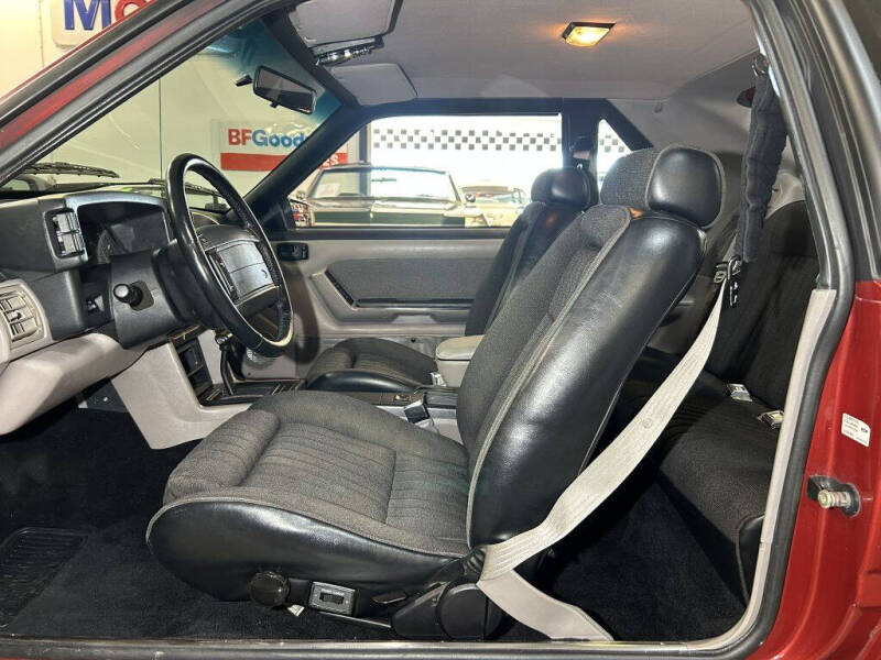 1990 Ford Mustang LX 5.0