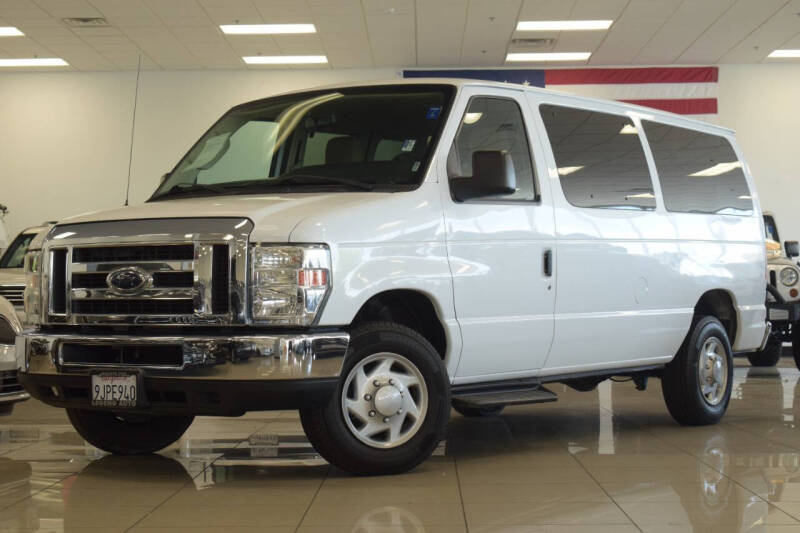 2014 Ford E-Series E-350 SD XLT