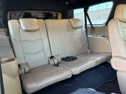 2019 Cadillac Escalade ESV Platinum