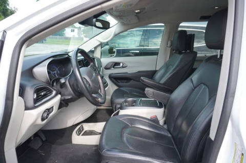 2020 Chrysler Pacifica Touring L Plus