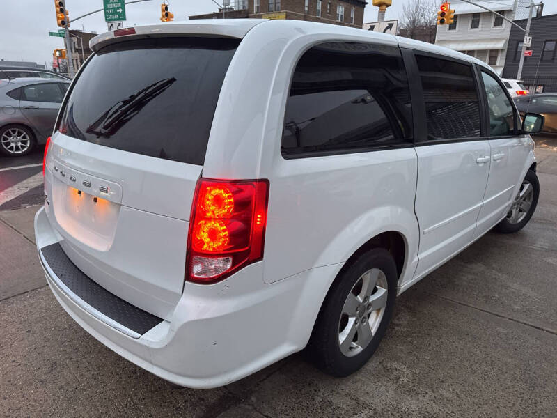 2017 Dodge Grand Caravan SE Plus
