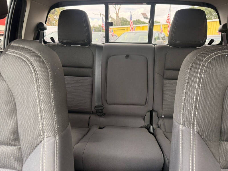 2022 Nissan Frontier S