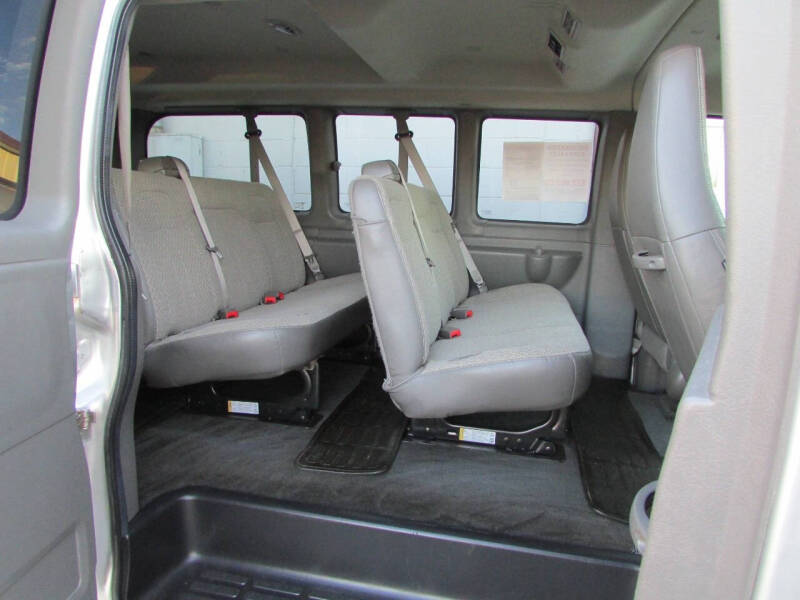 2016 Chevrolet Express LS 2500