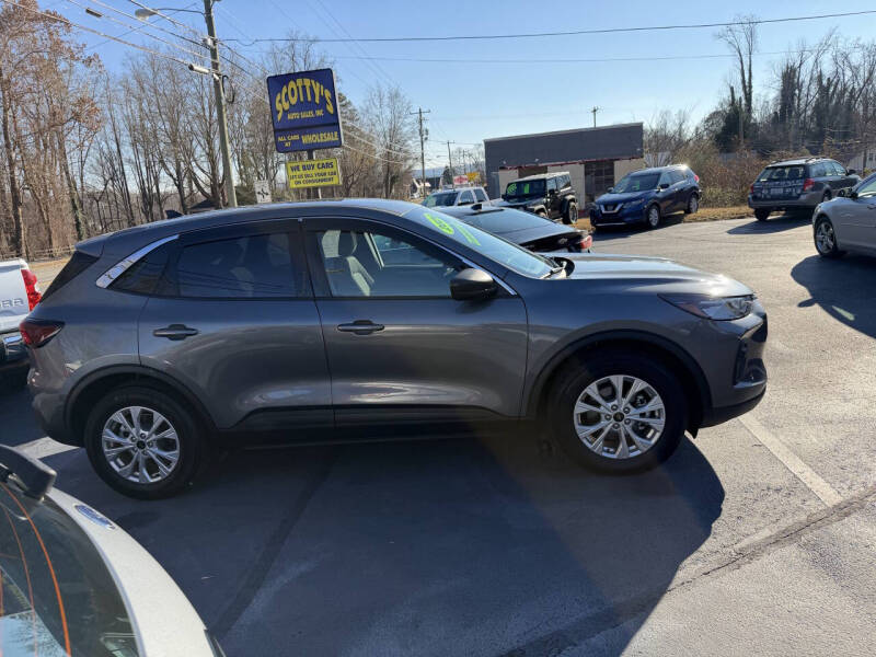 2024 Ford Escape Active