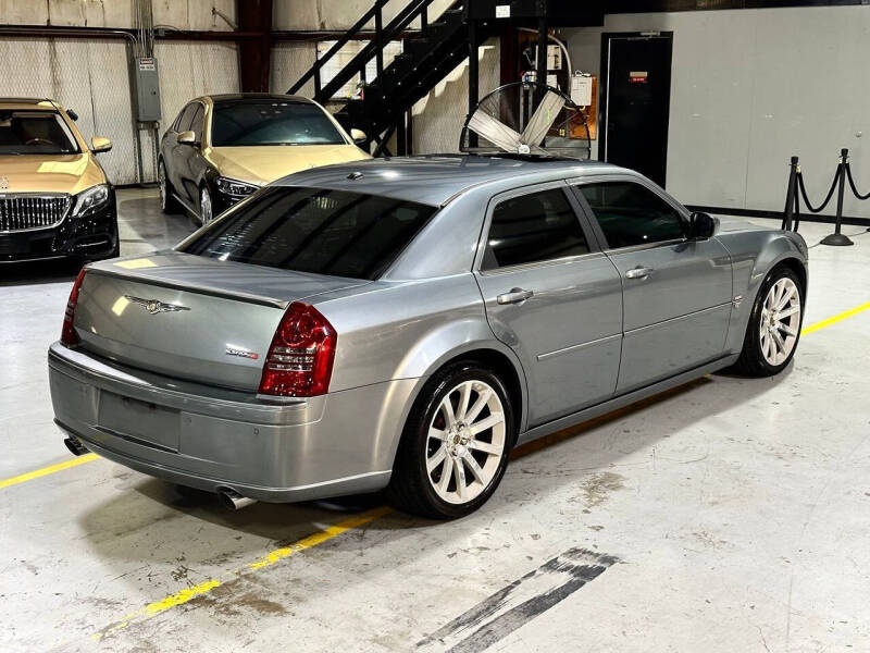 2006 Chrysler 300 SRT-8