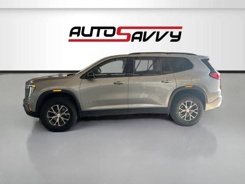 2024 GMC Acadia AT4