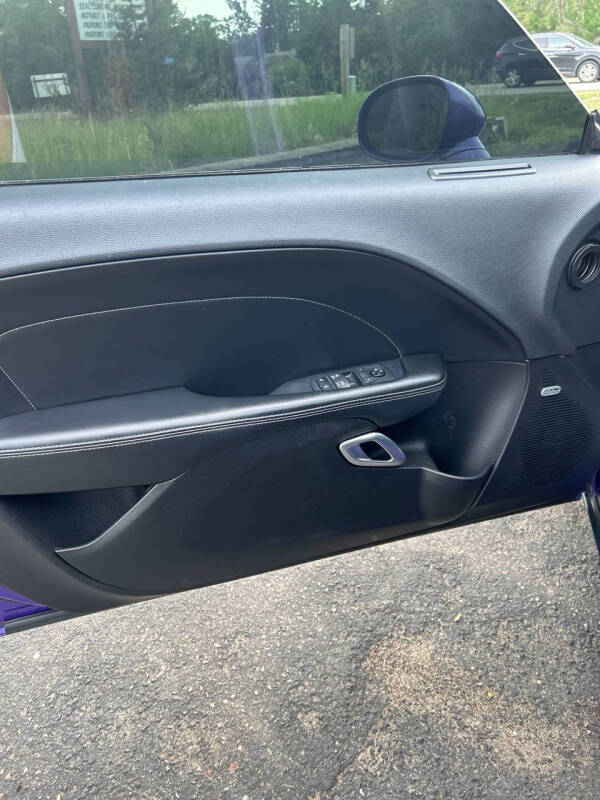 2019 Dodge Challenger R/T photo 20