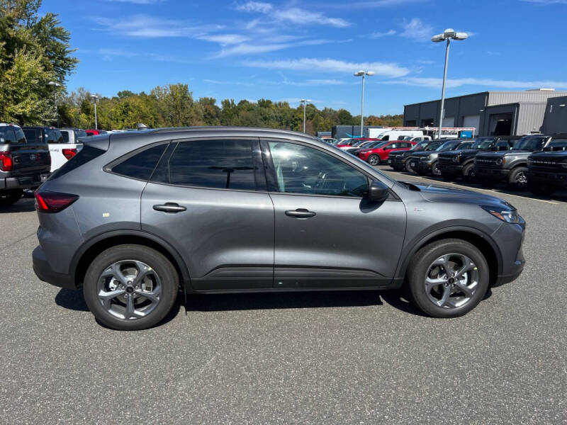 2026 Ford Escape ST-Line Select