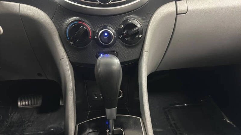 2017 Hyundai Accent