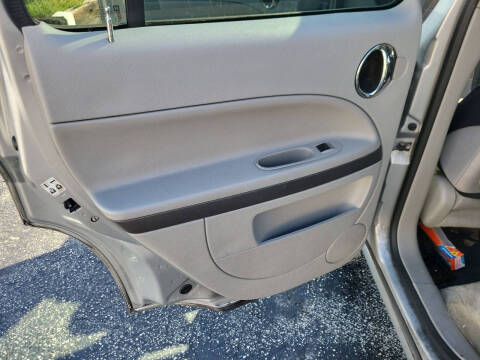 2011 Chevrolet HHR LS