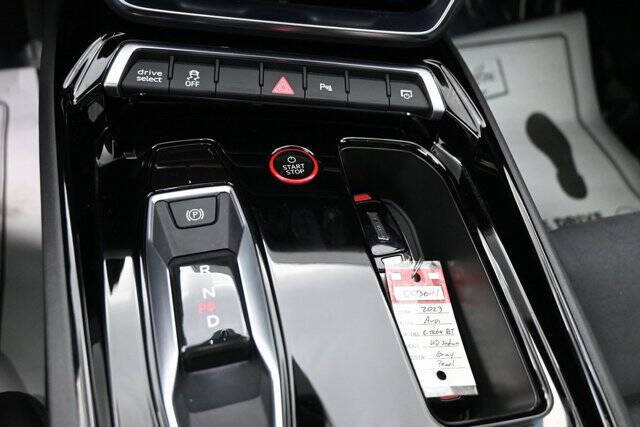 2023 Audi e-tron GT quattro Premium Plus