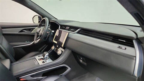 2022 Jaguar F-PACE SVR