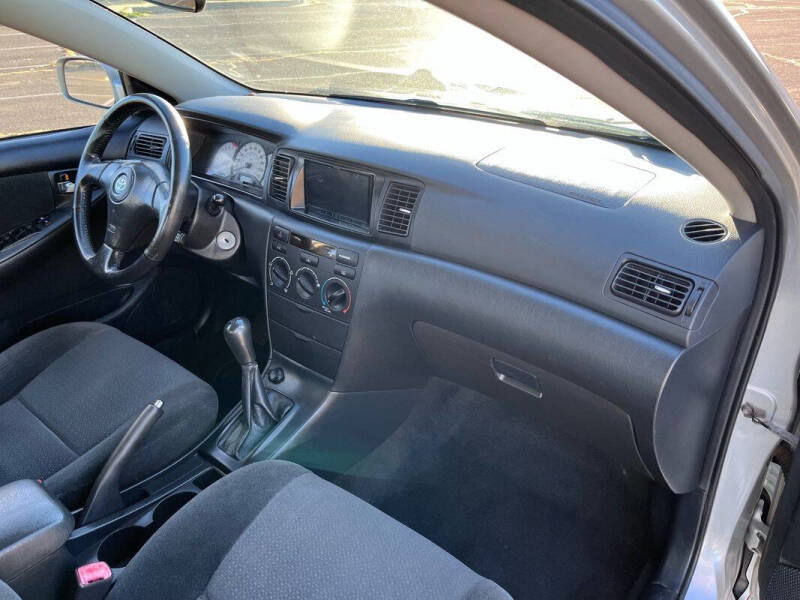 2004 Toyota Corolla