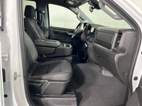 2023 GMC Sierra 1500 Elevation Standard