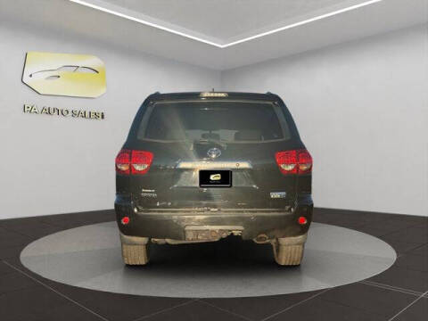 2010 Toyota Sequoia Limited