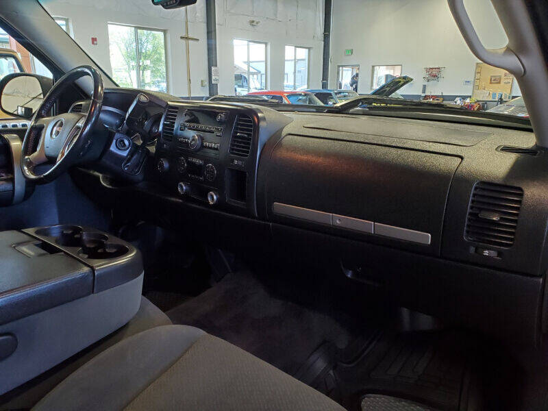 2008 GMC Sierra 1500 13