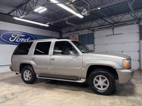 2000 Cadillac Escalade
