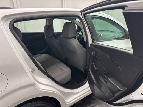 2019 Chevrolet Sonic LT Auto Fleet